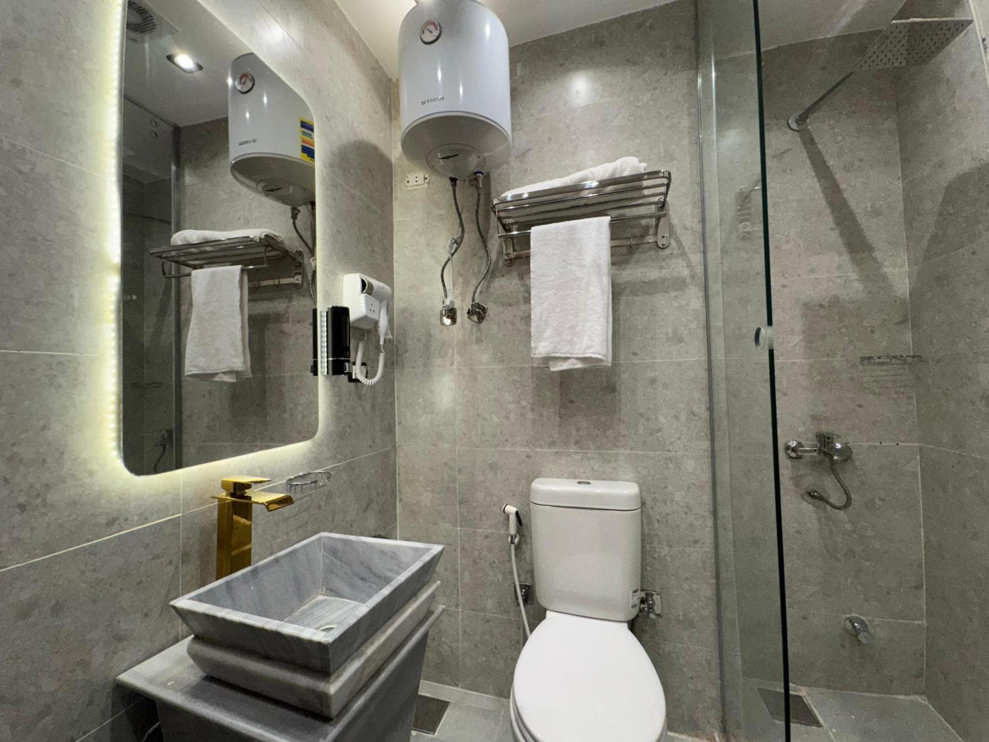 New White Pyramids Inn Ghatati Exterior photo
